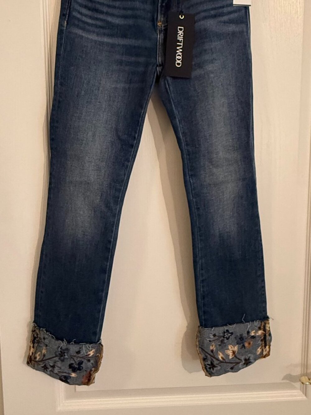 NWT Driftwood Jeans - Embroidered Colettes
